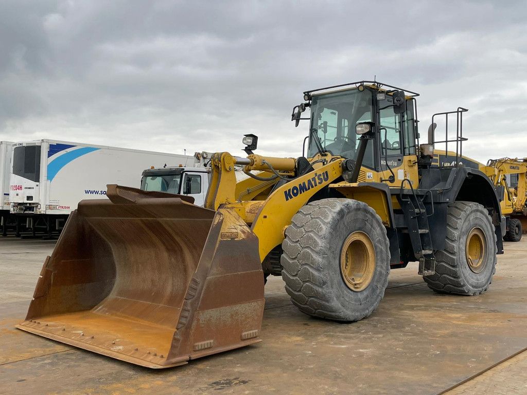 Komatsu WA470-7