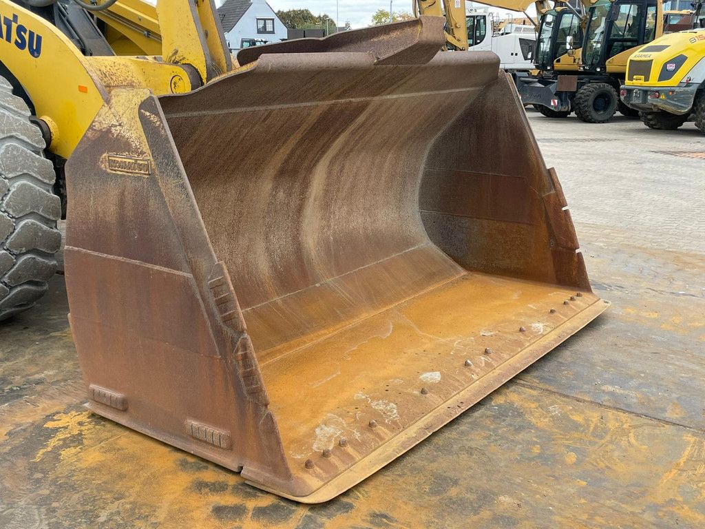 Komatsu WA470-7