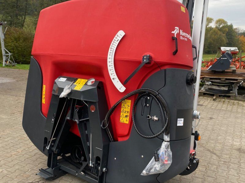 Kverneland iXter B 16