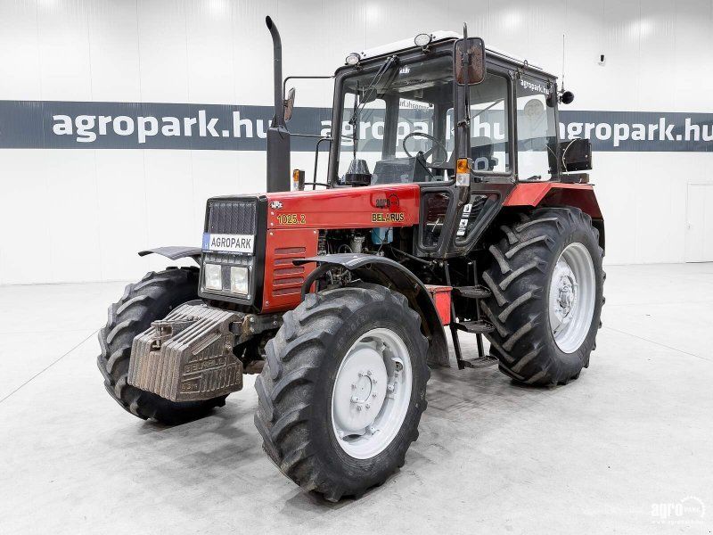 MTZ 1025.2 with air brake