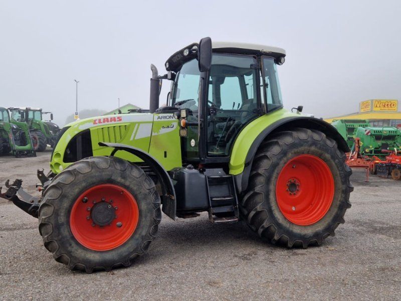 Claas Arion 620