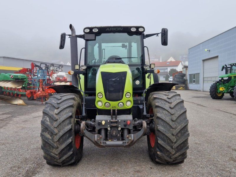 Claas Arion 620