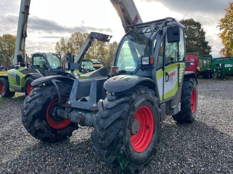 Claas Scorpion 7040