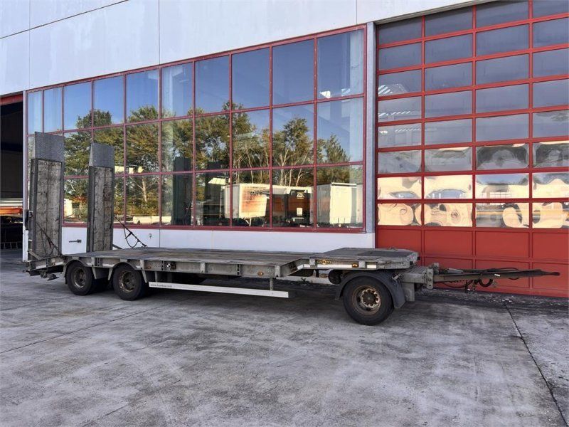 Humbaur HTD 30 3 Achs Tieflader, verzinkt