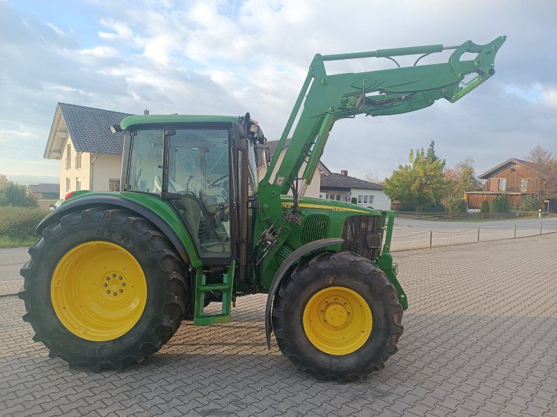 John Deere 6220SE