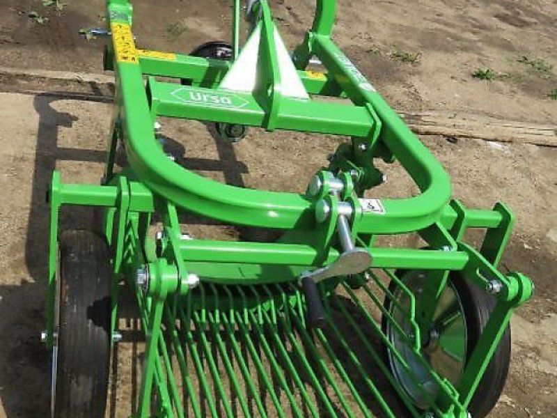 Bomet Kopaczka wibracyjna z wyrzutem do tyłu Ursa Z655/1 dostę