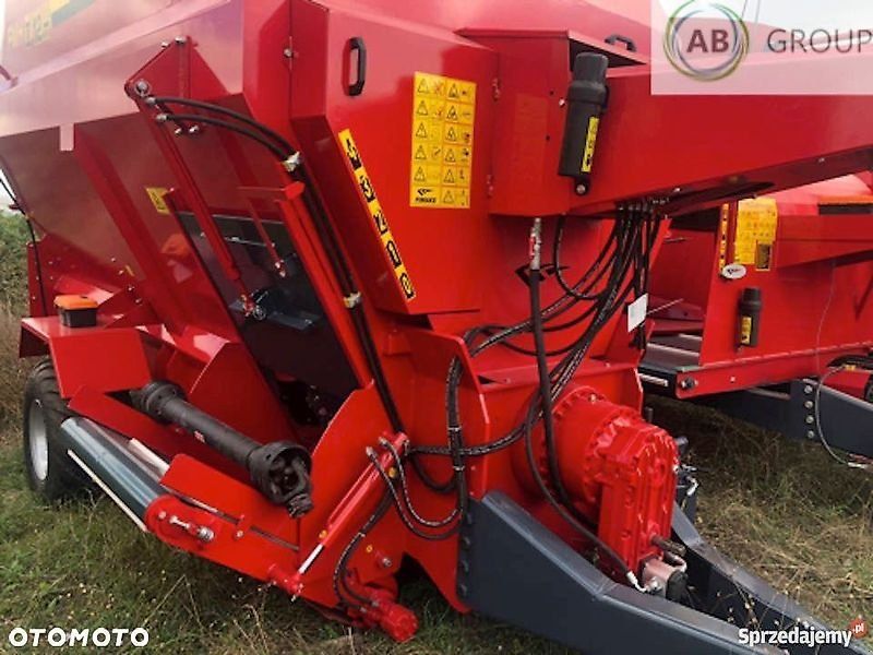 FiMAKS Poziomy wóz paszowy FMHI 12m3