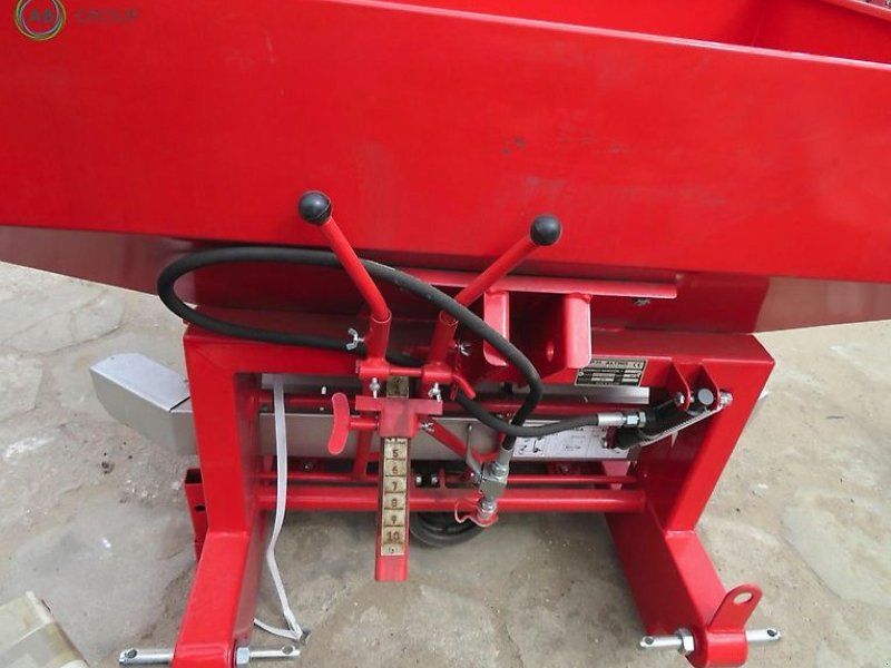 Rozsiewacz nawozów RN-600