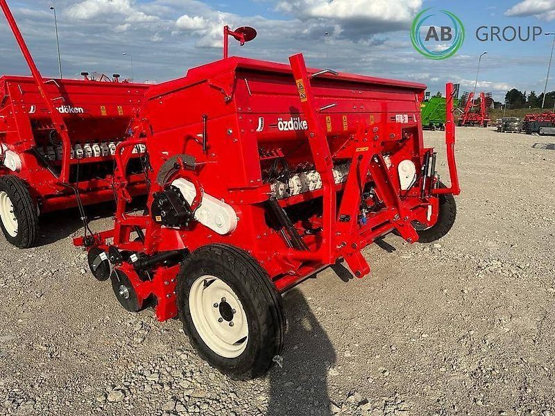 Mechaniczny siewnik zbożowy z nawozem Ozdoken Pertum-F300 dwut