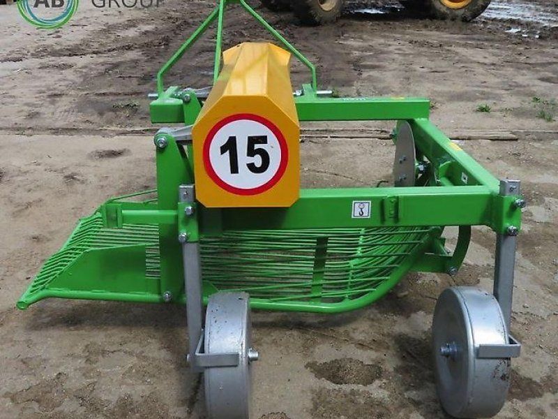 Bomet Kopaczka wibracyjna z wyrzutem bocznym Ursa Z655 dostępn