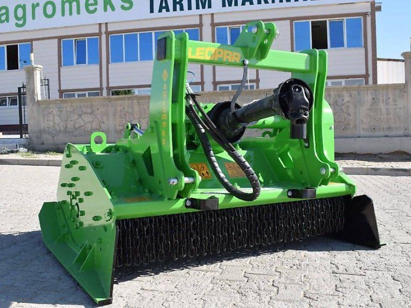 Kruszarka do kamieni Agromeks Leopar 150