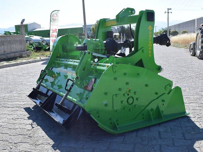 Kruszarka do kamieni Agromeks Leopar 150