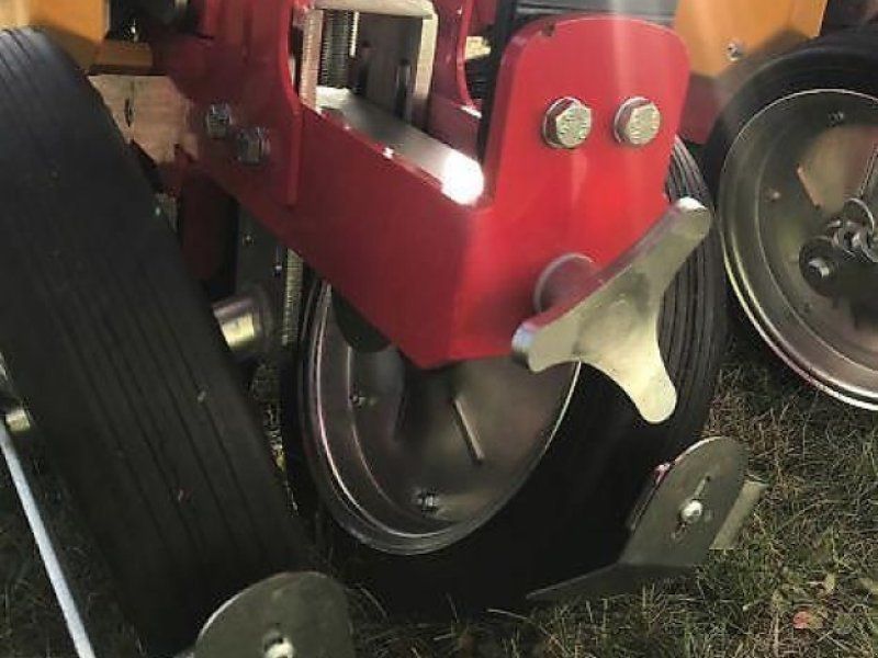 Sadzarka karuzelowa półautomatyczna 2-rzędowa Solan S219 K