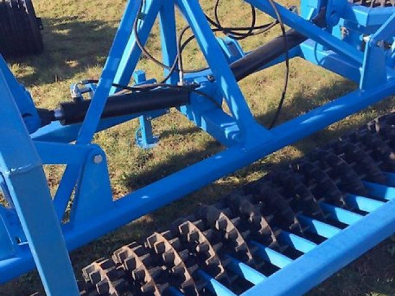 Wał kruszący Crosskill 5 m 370 mm WK