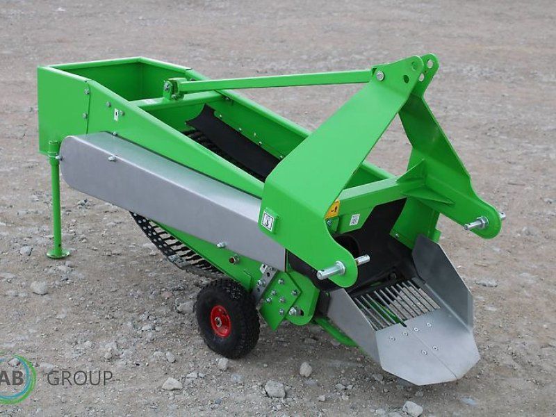 Bomet Jednorzędowa kopaczka przenośnikowa Upus Z656 dostępna o