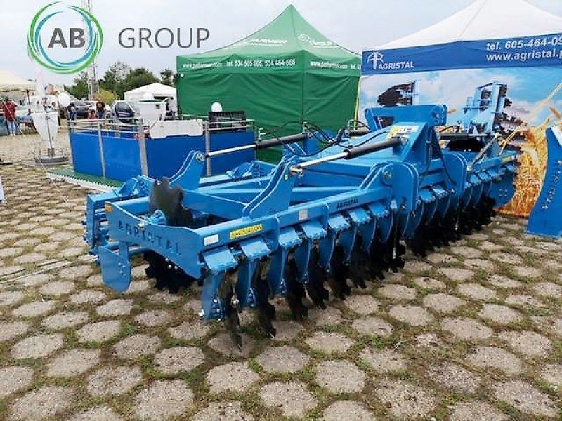 Brona talerzowa składana hydraulicznie 4,5 m BTH