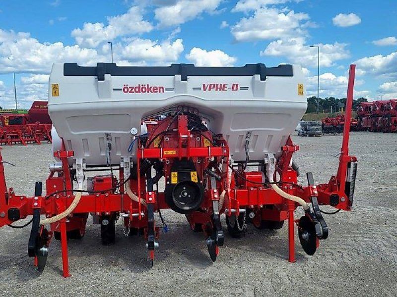 Siewnik do kukurydzy 4-rzędowy Ozdoken VPHE DG4 z nawożeniem wgl