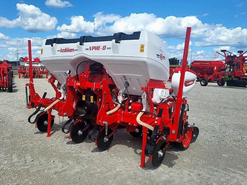 Siewnik do kukurydzy 4-rzędowy Ozdoken VPHE DG4 z nawożeniem wgl