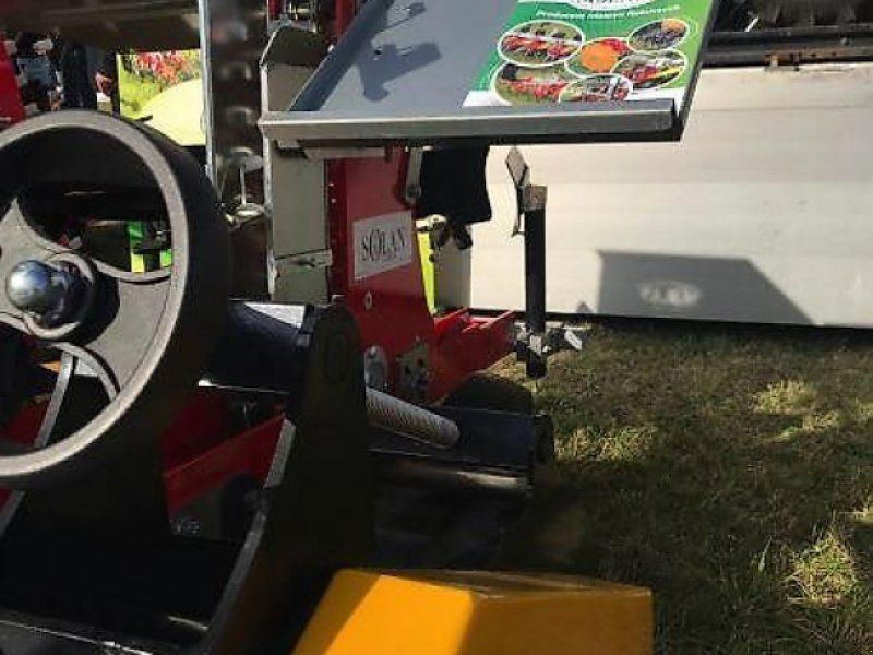 Sadzarka półautomatyczna chwytakowa 2 rzędowa Solan S241-Tx