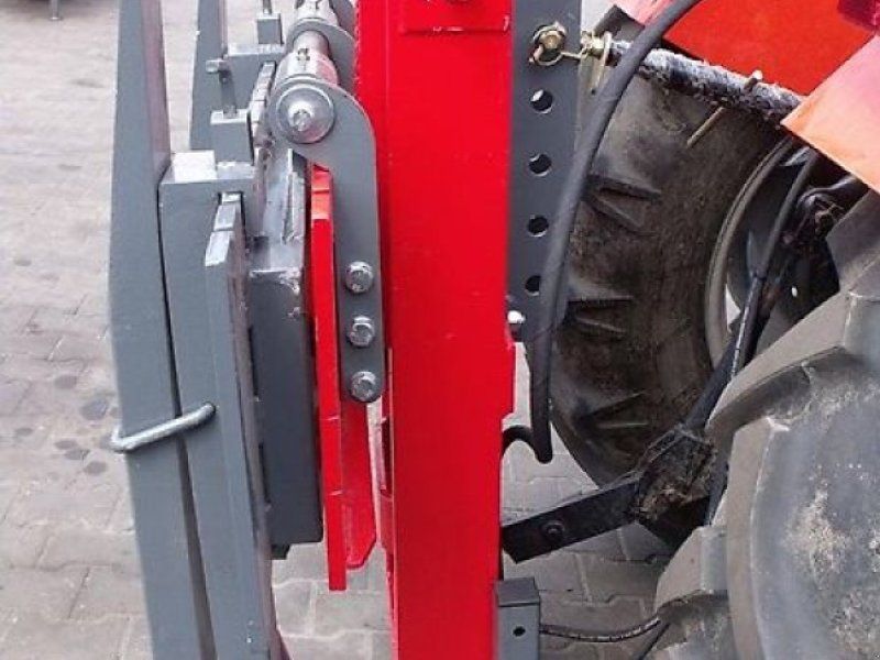 ładowacz hydrauliczny widłowy na tył ciągnikaPHW-240/T