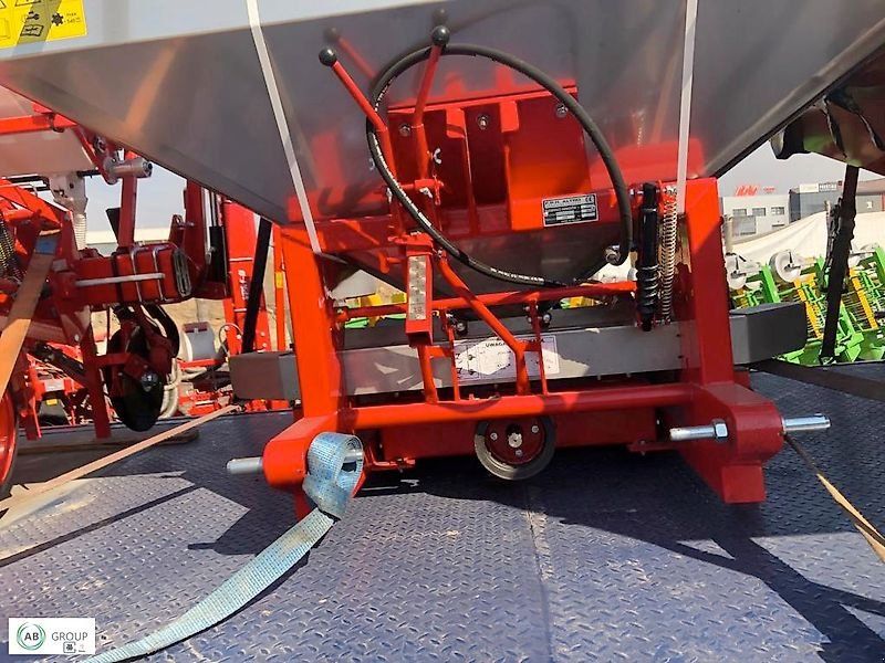 Rozsiewacz nawozów RN-800