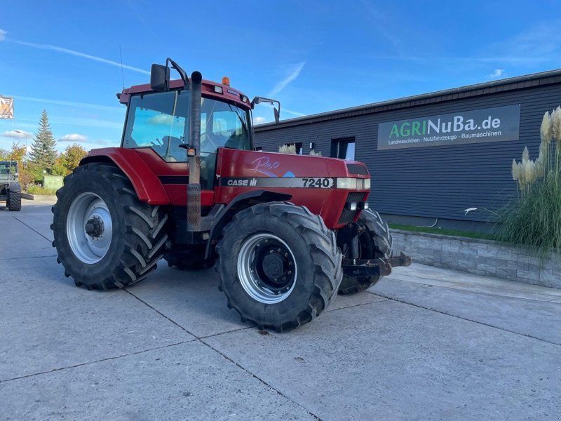 Case IH Magnum 7240 Pro