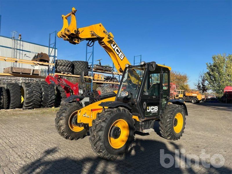 JCB 526-56