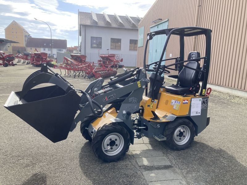 Giant G 1200