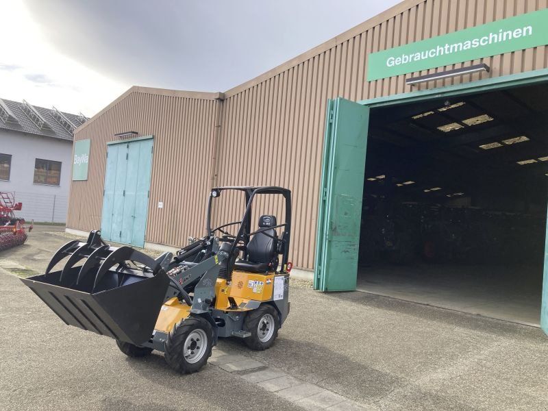 Giant G 1200