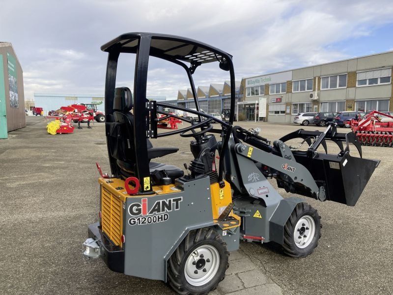 Giant G 1200