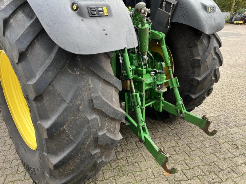 John Deere 6190R