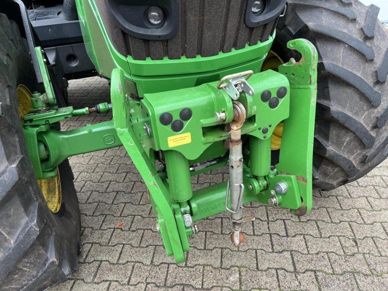 John Deere 6190R