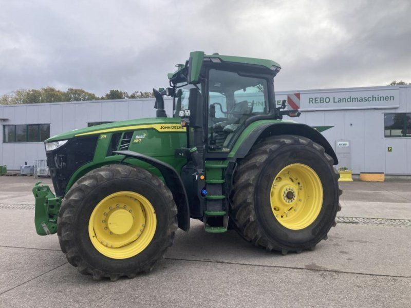John Deere 7R350