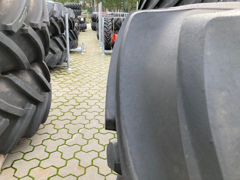 Mitas 680/85R32  2 Räder