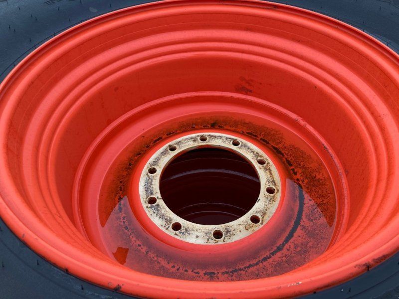 Mitas 680/85R32  2 Räder