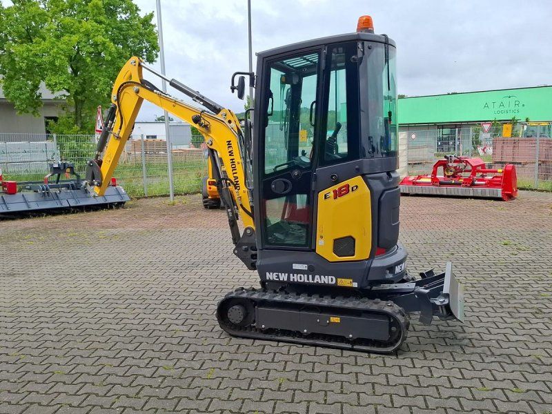 New Holland E18 D // Eurocomach