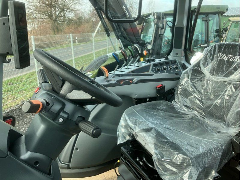 Valtra N175A