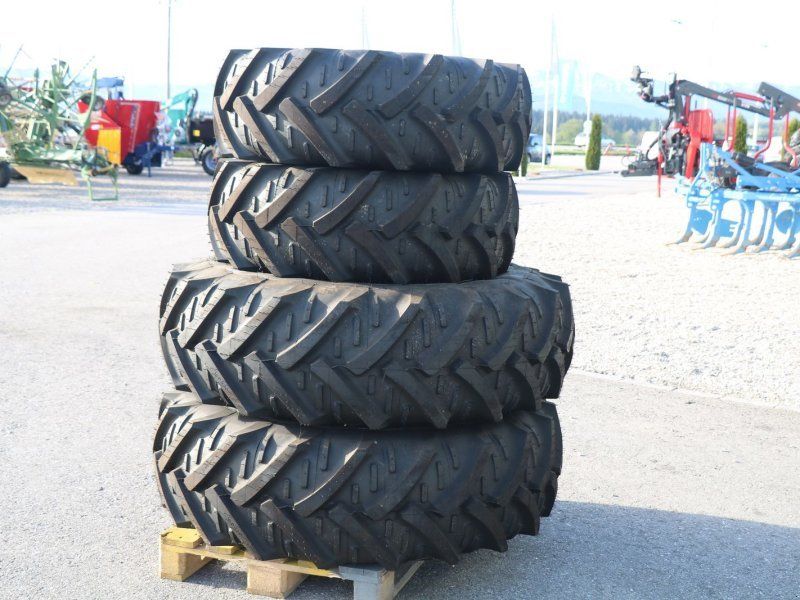 Kleber 16.9R30+14.9R20