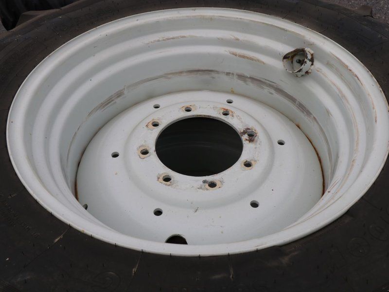 Kleber 16.9R30+14.9R20