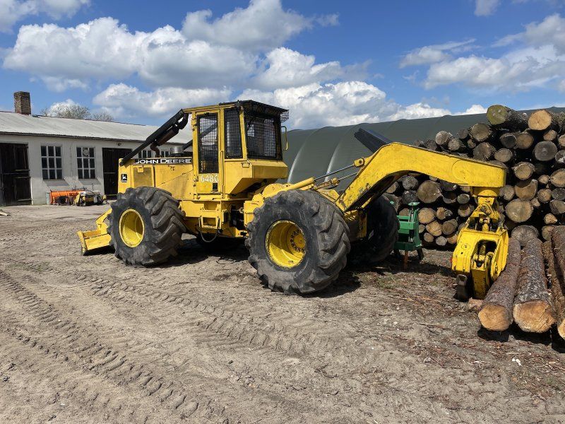 John Deere 648G