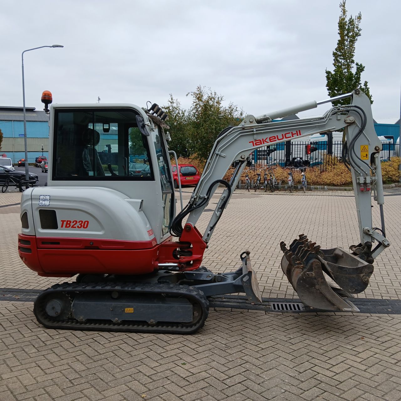 Super nette Takeuchi TB230 Minigraver.