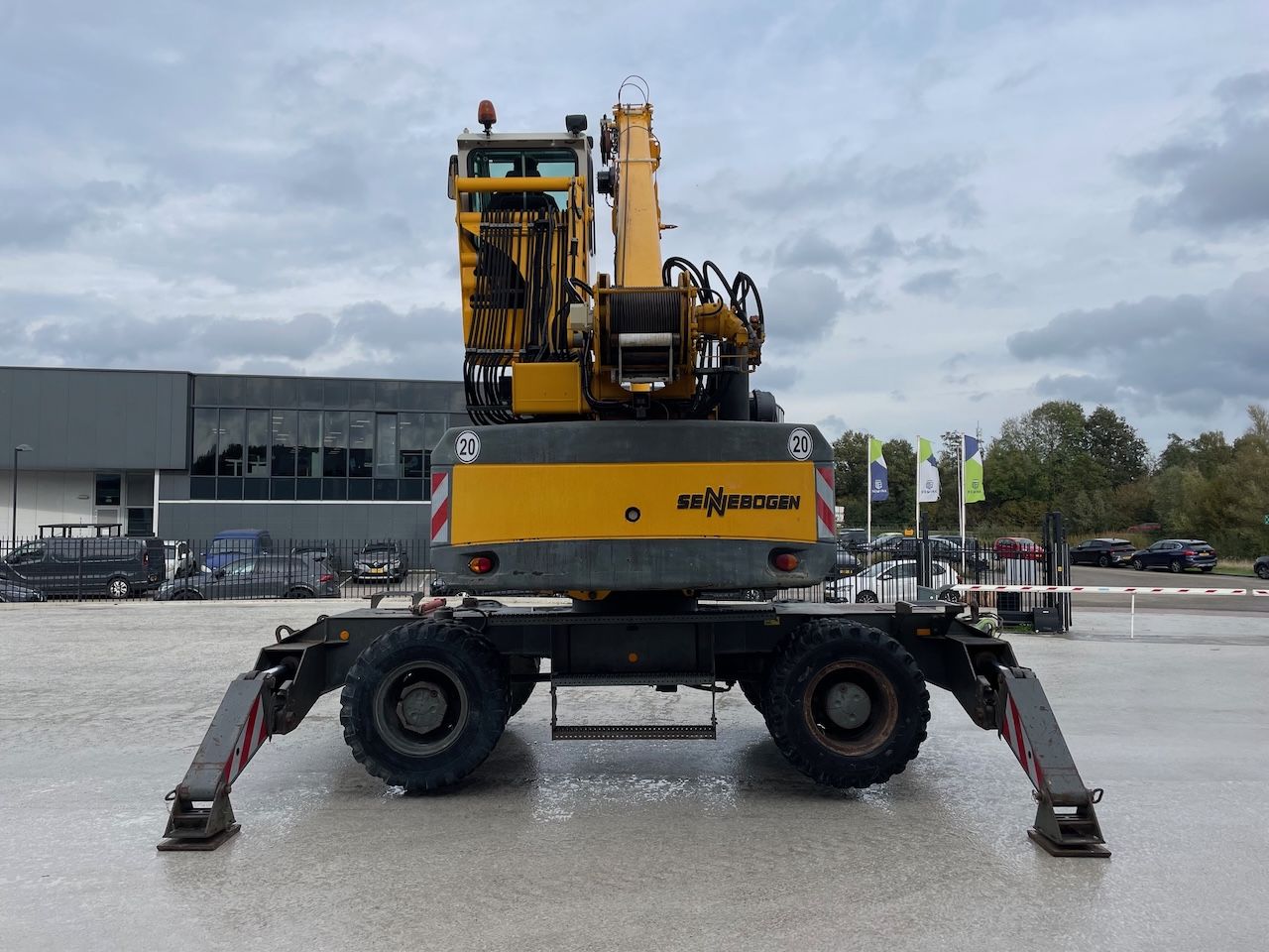 Sennebogen 613M
