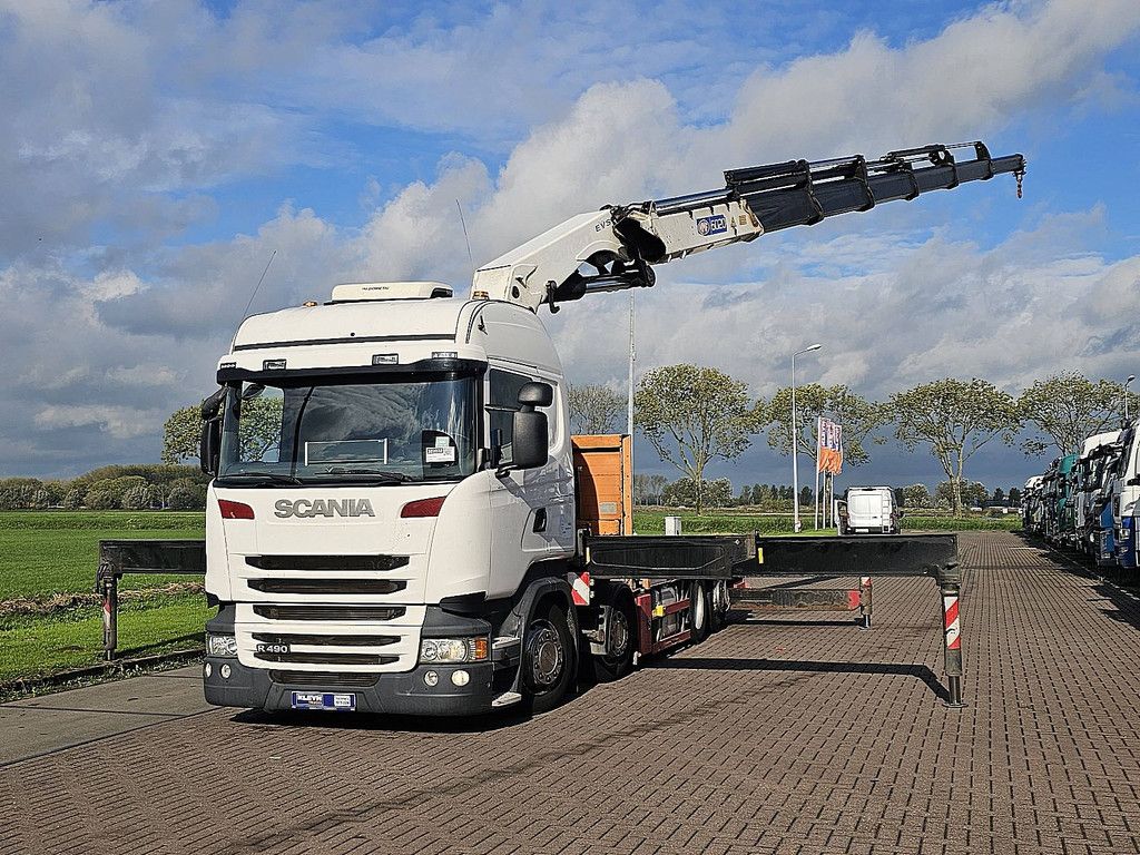 SCANIA R490