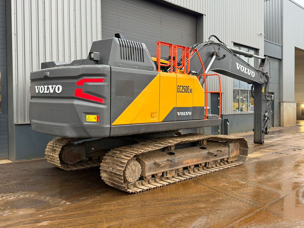 Volvo EC250ENL
