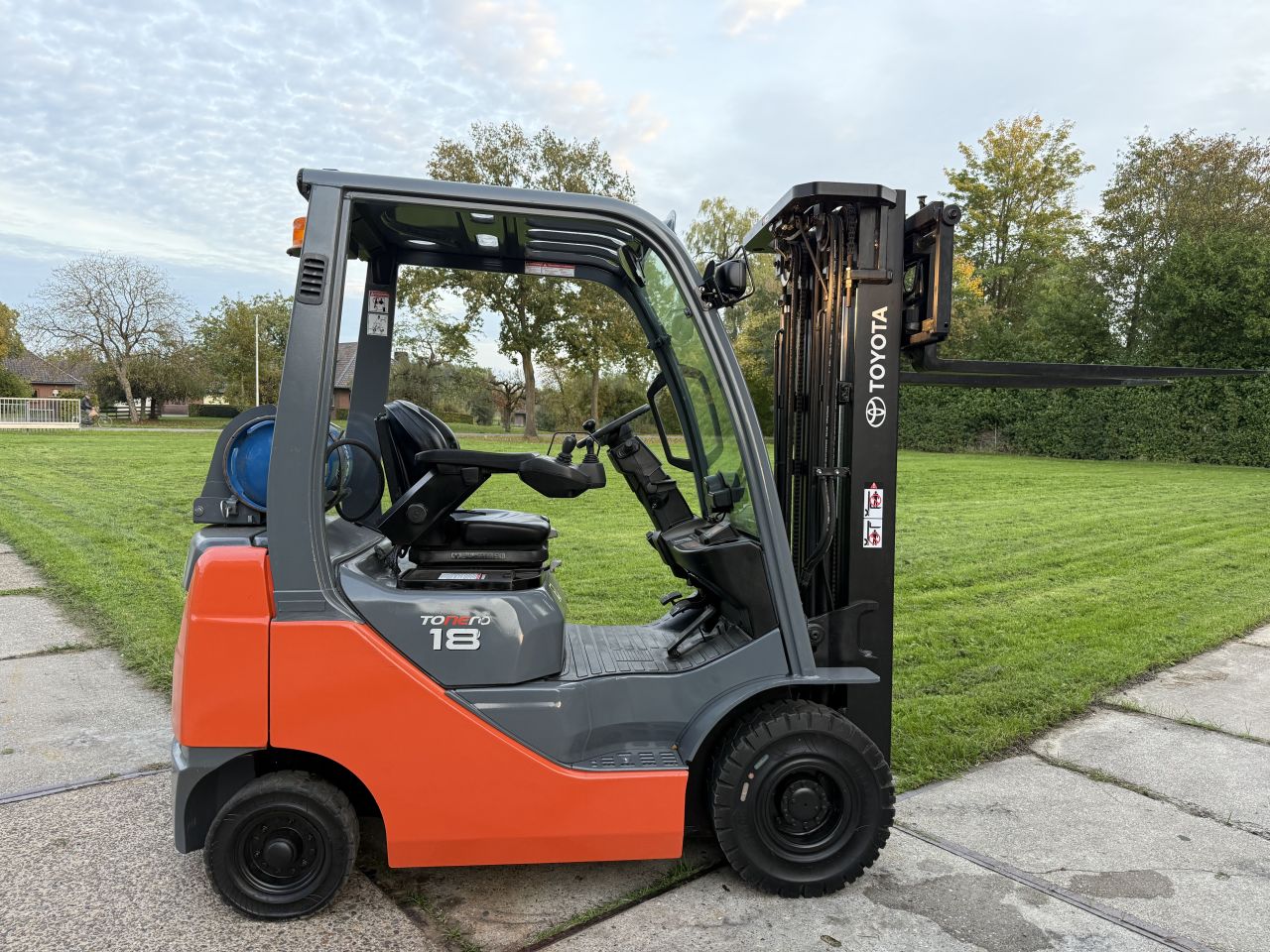 Toyota 1800KG BJ2015 triplex 4.7M Freelift Sideshift 8 serie