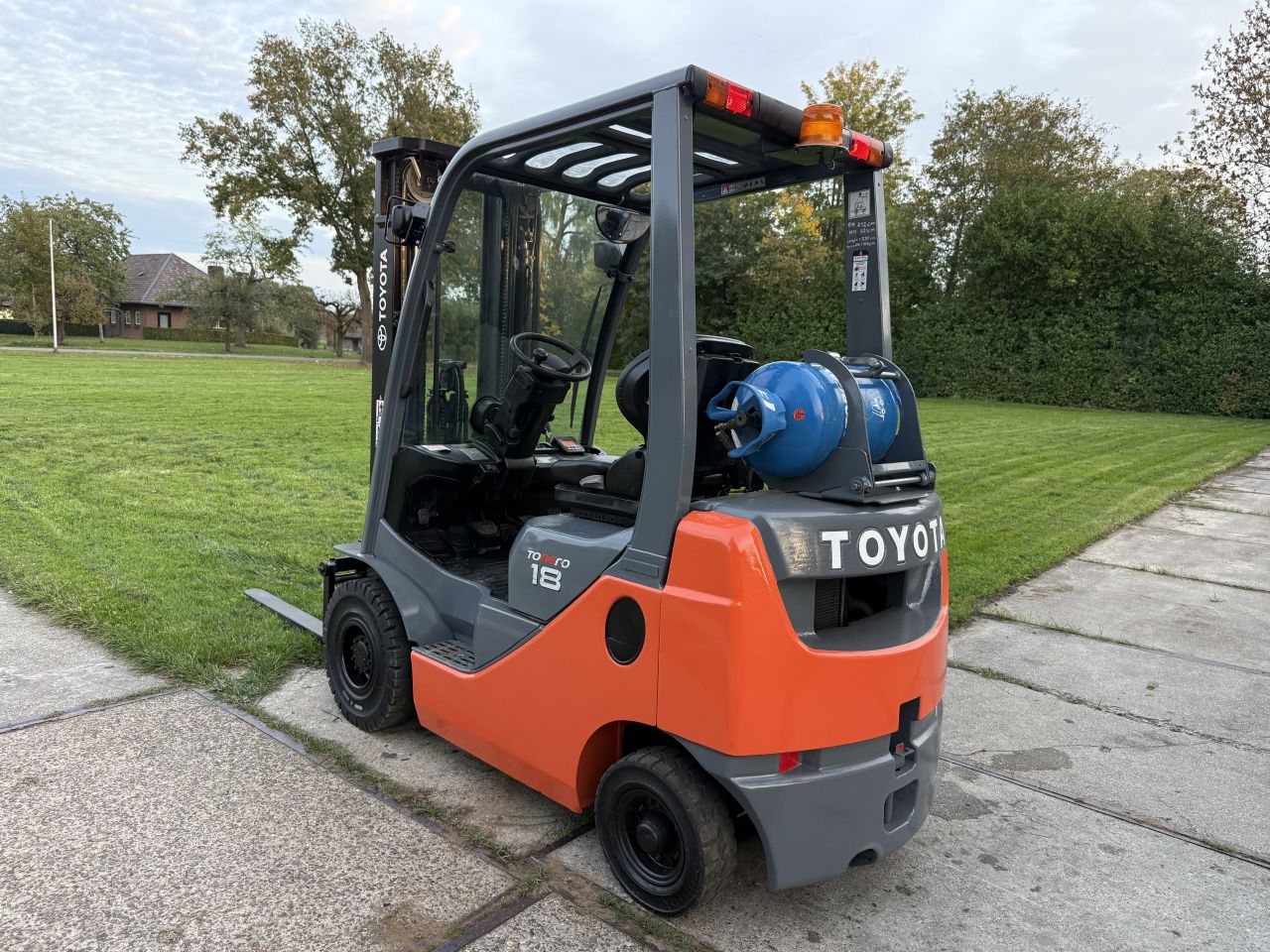 Toyota 1800KG BJ2015 triplex 4.7M Freelift Sideshift 8 serie