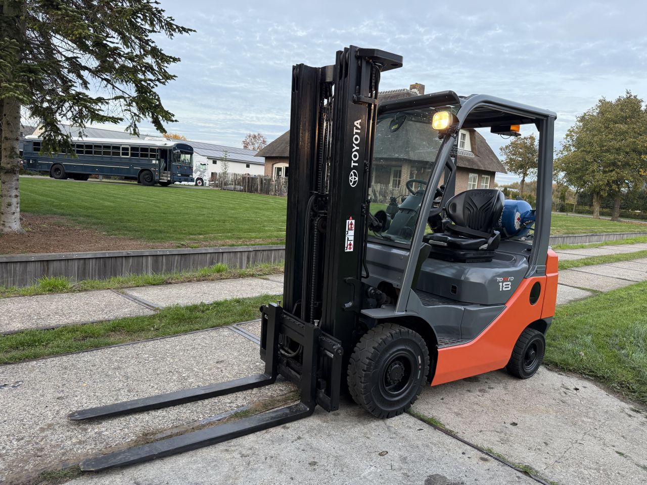 Toyota 1800KG BJ2015 triplex 4.7M Freelift Sideshift 8 serie
