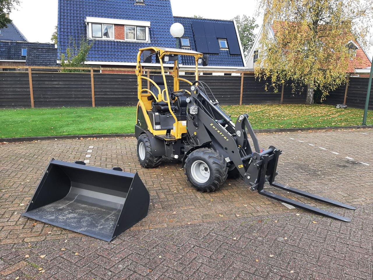 Eurotrac W11 M kniklader shovel - Bj. 2025 - 10u - Lease evt.