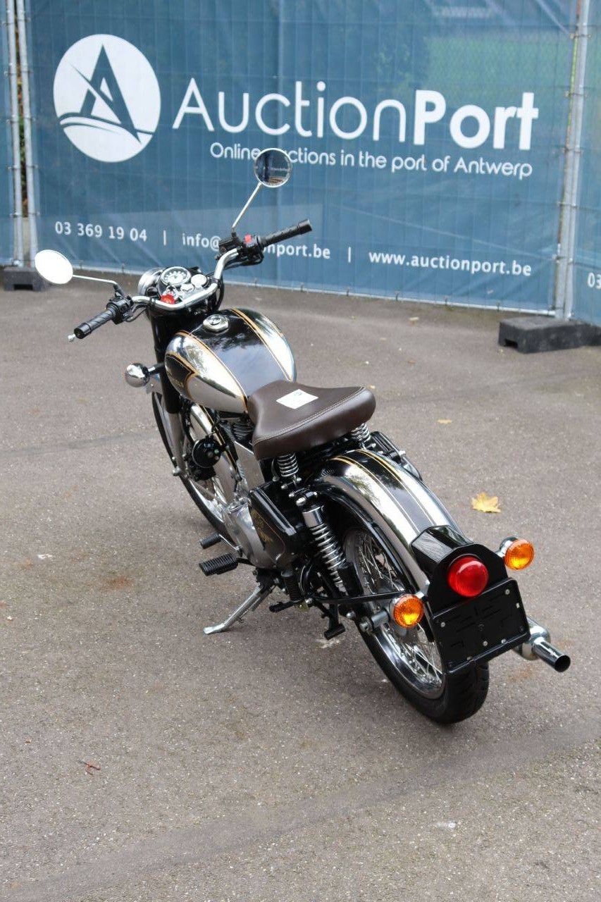 Royal Enfield CLASSIC BULLET 500 Petrol 2013 (Margin)