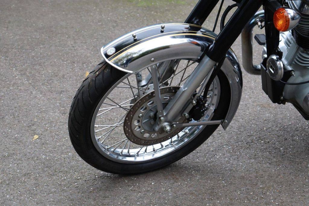 Royal Enfield CLASSIC BULLET 500 Petrol 2013 (Margin)
